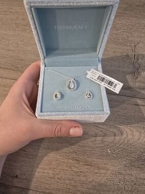 Silver-Tone Cubic Zirconia Teardrop Necklace & Earring Set - White